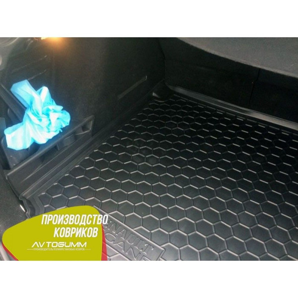 Автомобильный коврик в багажник Renault Megane 3 2009- Universal без ушей / Резино - пластик