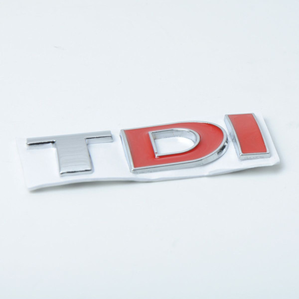 Емблема напис TDI червоний метал скотч 3М 82 x 26 мм Польща