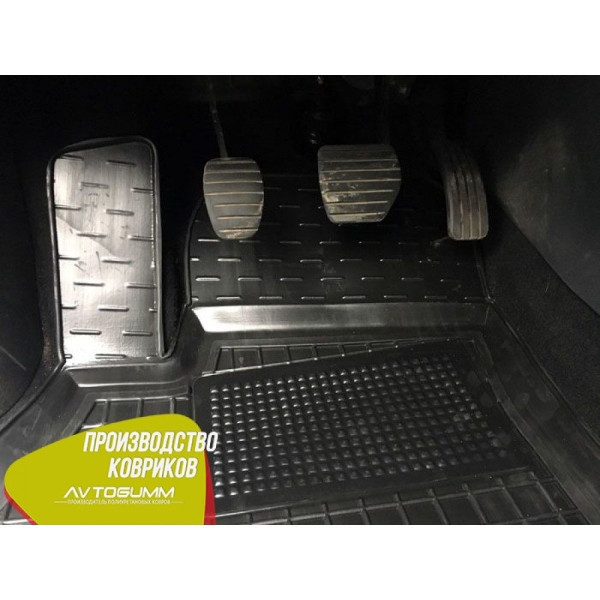 Передні килимки в автомобіль Renault Fluence 09-/Megane 3 Universal 09- (Avto-Gumm)
