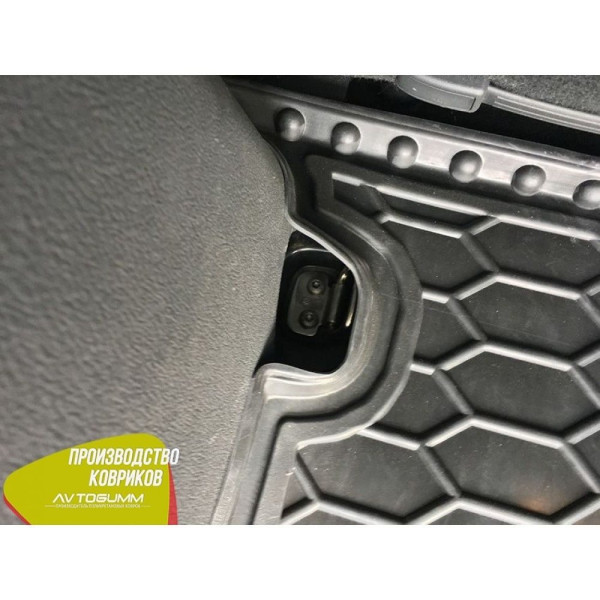 Автомобильный коврик в багажник Volkswagen Caddy 2004- Life / Резиновый (Avto-Gumm)