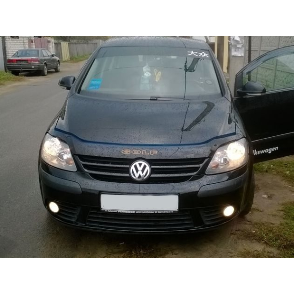 Дефлектор капота мухобойка Volkswagen Golf V plus 2003-2008 (Vip Tuning) VW32