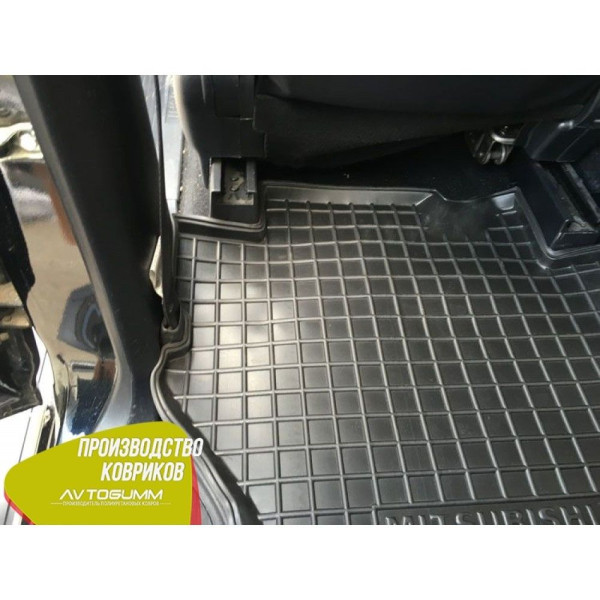 Автомобильные коврики в салон Mitsubishi Pajero Wagon 3/4 99-/07- (Avto-Gumm)