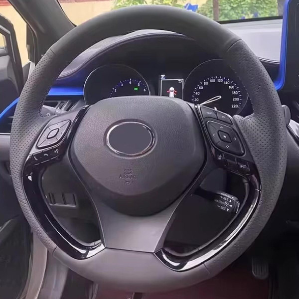 Чехол Оплетка Руля для Toyota C-HR 2016-2020 Кожа (Модельная Выкройка)
