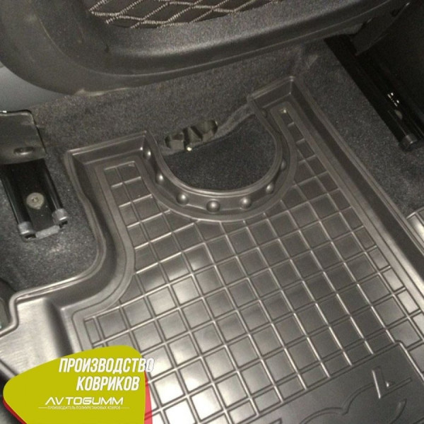 Автомобильные коврики в салон Fiat 500L 2013- (Avto-Gumm)