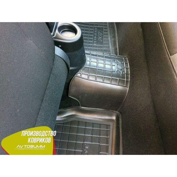 Автомобильные коврики в салон Peugeot 207 2006-2012 (Avto-Gumm)