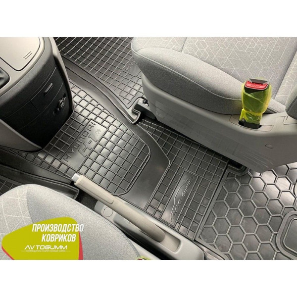 Автомобільні килимки в салон Hyundai H1 2007 - передні (Avto-Gumm)