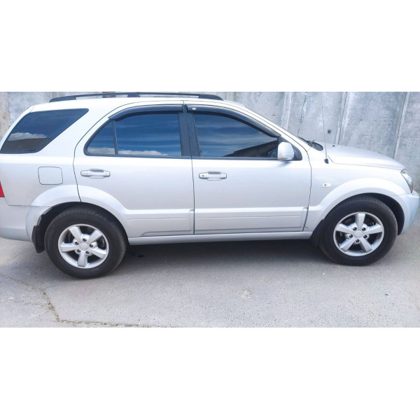 Дефлекторы окон ветровики для KIA Sorento (BL) 2002-2009 Voron Glass
