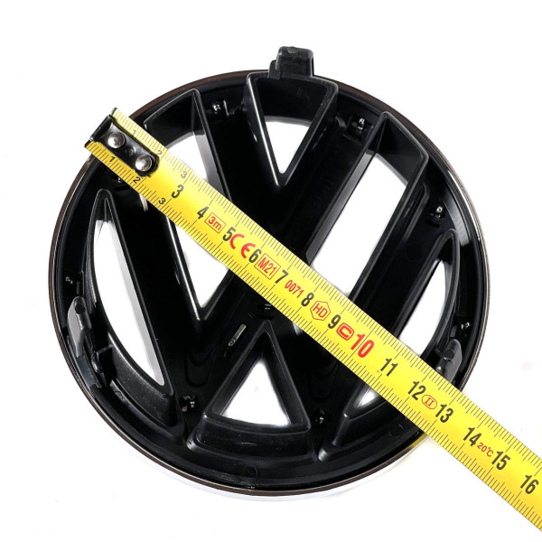 Емблема для Volkswagen 130 мм Jetta 2010-2014 Перед (5C6 853 601 ULM)