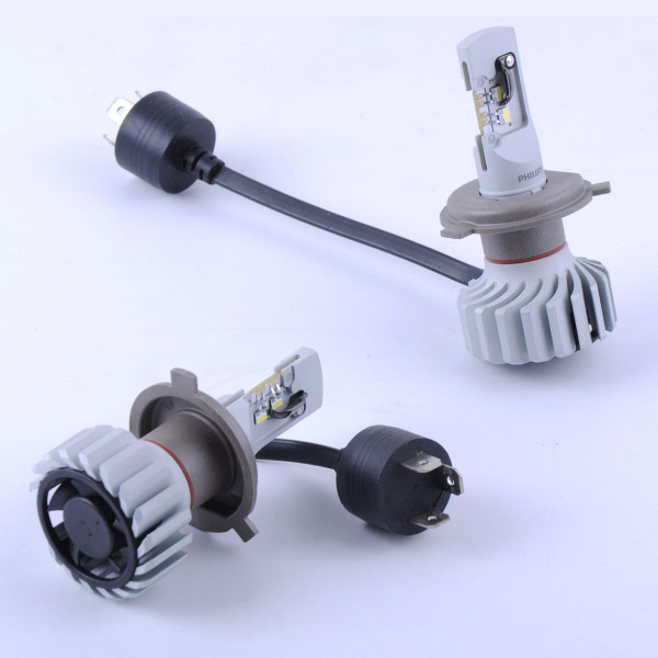 LED лампы автомобильные H4 радиатор+кулер 5000Lm PHILIPS Ultinon Pro+160% / 5800K / IP67 / 8-48V 2шт