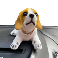 Игрушка собака в авто на торпеду с кивающей головой (Бигль)