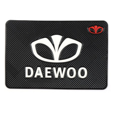 Антискользящий коврик торпеды с логотипом Daewoo