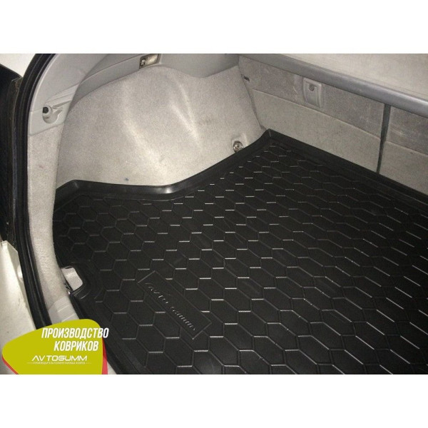 Автомобильный Коврик в багажник для Toyota Prius 2010- / Резиновый (Avto-Gumm)