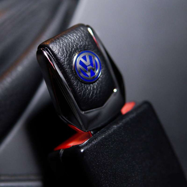 Подарунковий набір №1 для Volkswagen із заглушок ременів безпеки та брелок з логотипом