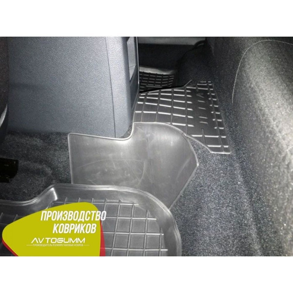 Автомобільні килимки в салон Volkswagen Jetta 2011- (Avto-Gumm)