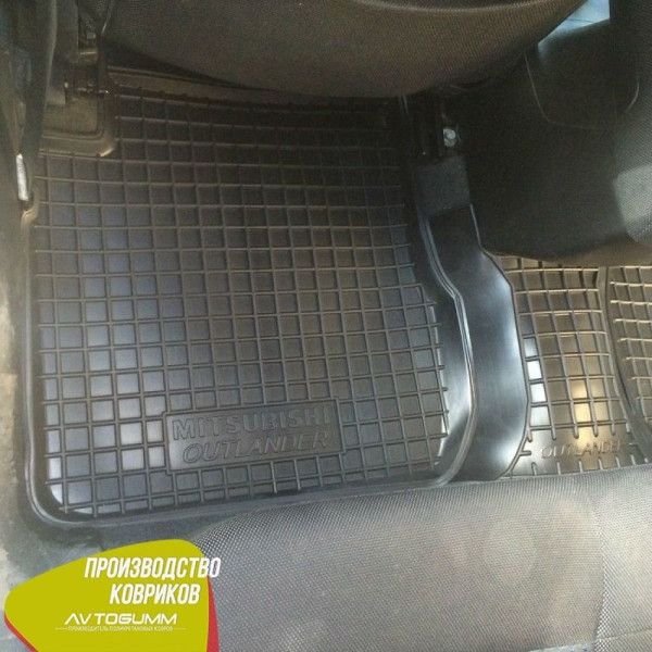 Автомобільні килимки в салон Mitsubishi Outlander 2003-2007 (АКПП) (Avto-Gumm)