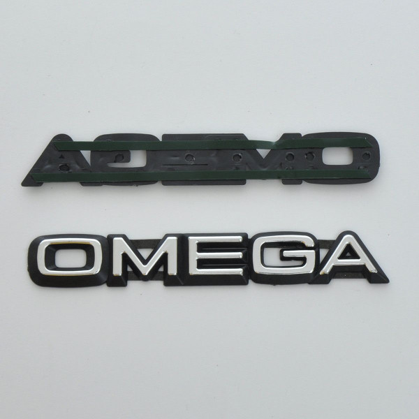 Эмблема надпись Omega скотч 155 x 25 мм 1986-1996