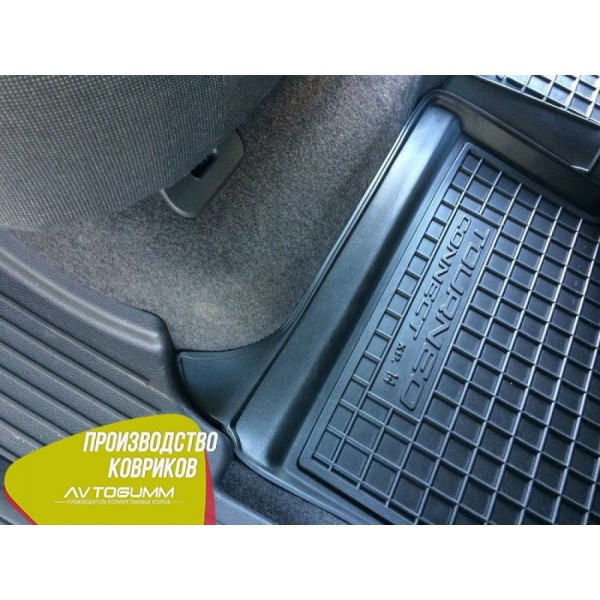 Автомобильные коврики в салон Ford Connect 2013- (короткая база) (Avto-Gumm)