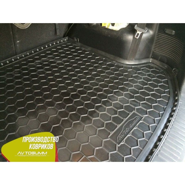 Автомобільний килимок у багажник Kia Sorento 2009-2015 (7 мест) / Гумовий (Avto-Gumm)