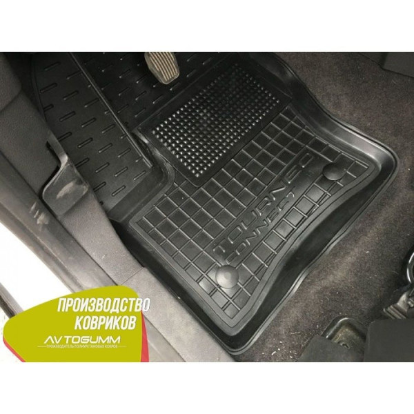 Автомобильные коврики в салон Ford Connect 2013- (длинная база) (Avto-Gumm)