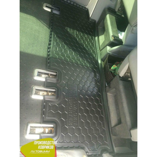 Автомобильные коврики в салон Volkswagen T5 Caravelle 2010- (2-й ряд) без печки (Avto-Gumm)