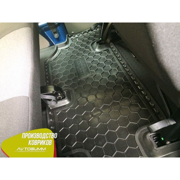 Автомобільні килимки в салон Volkswagen T5 Caravelle 2010- (3-й ряд) з пічкою (Avto-Gumm)