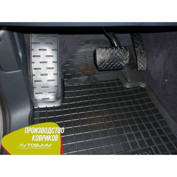Автомобільні килимки в салон Volkswagen Touareg 2010- (Avto-Gumm)