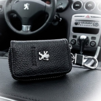 Чехол для ключей с карабином Peugeot (Тисненая кожа)