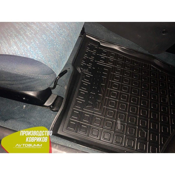 Передні килимки в автомобіль Mazda 323 BA 1994-1998 (Avto-Gumm)