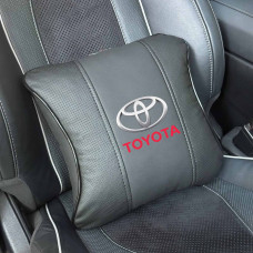 Подушка на підголівник з логотипом Toyota Екошкіра 3D Кольоровий лого Чорна-Чорний кант 1 шт