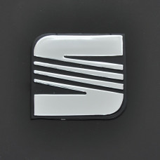 Емблема для Seat 68 x 64 мм пластикова скотч