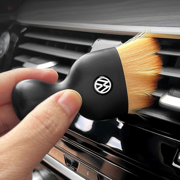 Щетка с логотипом Volkswagen №1 для чистки салона автомобиля