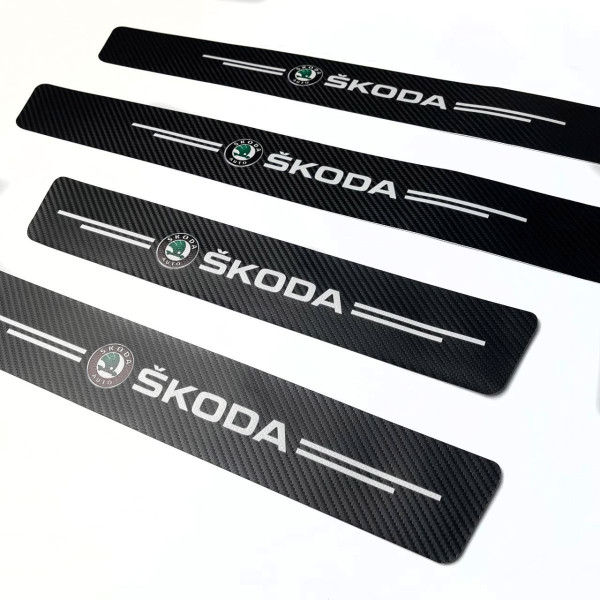 Захисна плівка накладка на пороги для Skoda Чорний Карбон 4 шт