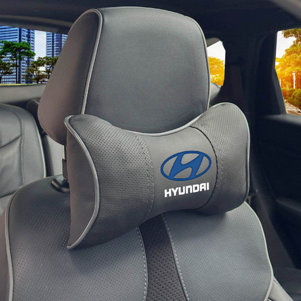 Подушка на підголівник з логотипом Hyundai Екошкіра 3D Кольоровий лого Чорна-Синій кант 1 шт