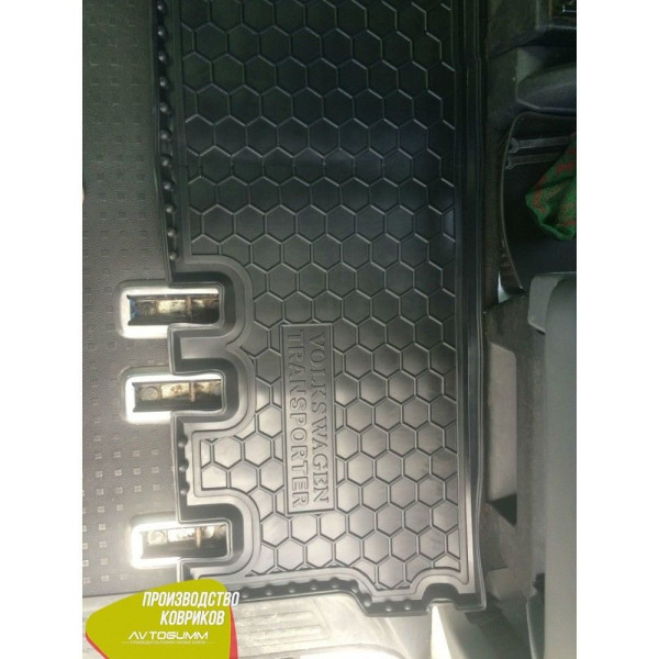 Автомобильные коврики в салон Volkswagen T5 Caravelle 2010- (2-й ряд) без печки (Avto-Gumm)