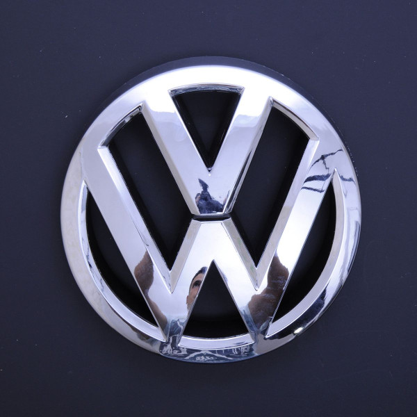 Емблема для Volkswagen Passat B7 Tiguan 150 мм АМЕРИКА (5N0853601X)