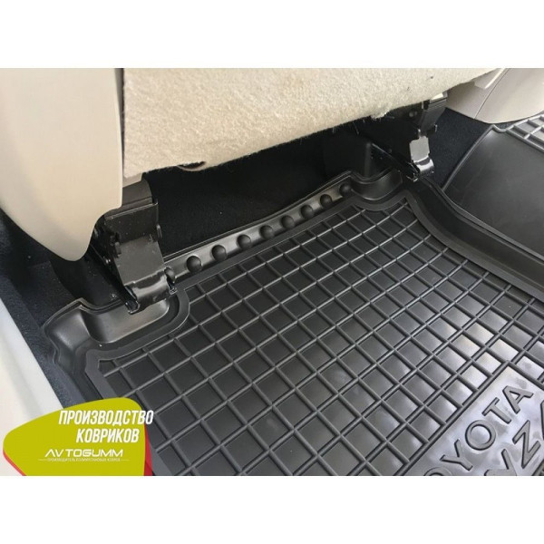 Автомобильные коврики в салон для Toyota Venza 2008- (Avto-Gumm)