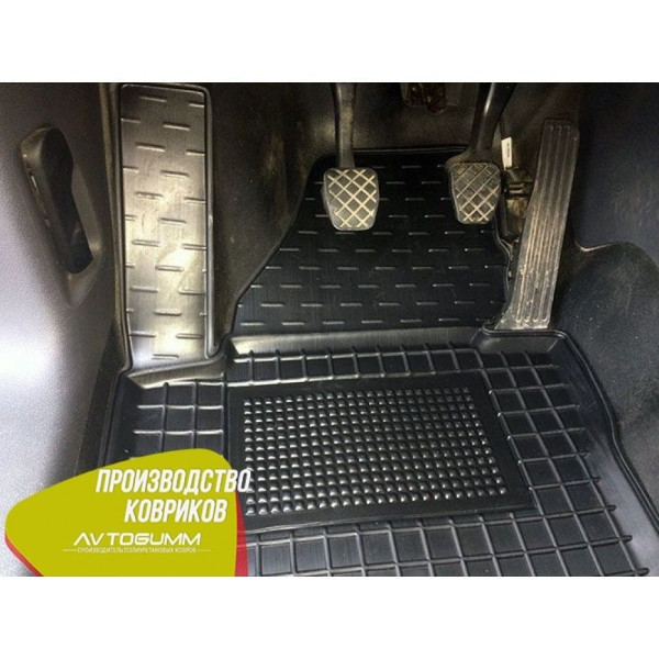 Автомобільні килимки в салон Volkswagen Caddy 2004- (3 двері) (Avto-Gumm)