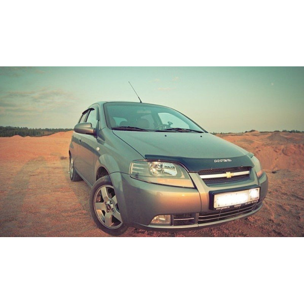 Дефлектор капота мухобойка Chevrolet Aveo 2003-2006 седан хэтчбек