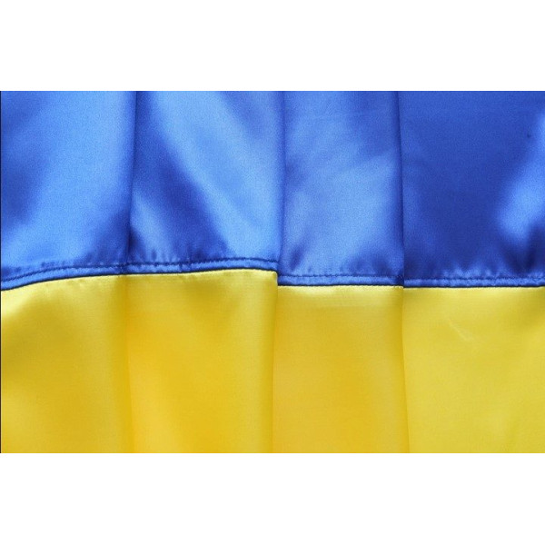Підкреслити для авто УКРАЇНИ 145 x 90 см На Прапорець Матеріал Атласний 1 шт