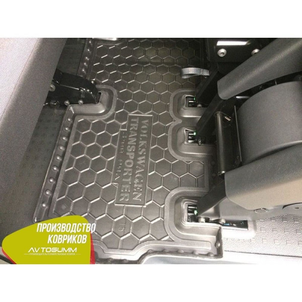 Автомобільні килимки в салон Volkswagen T5 Caravelle 2010- (3-й ряд) з пічкою (Avto-Gumm)