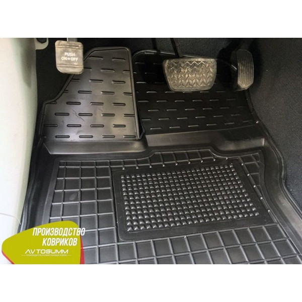 Автомобильные коврики в салон для Toyota Venza 2008- (Avto-Gumm)