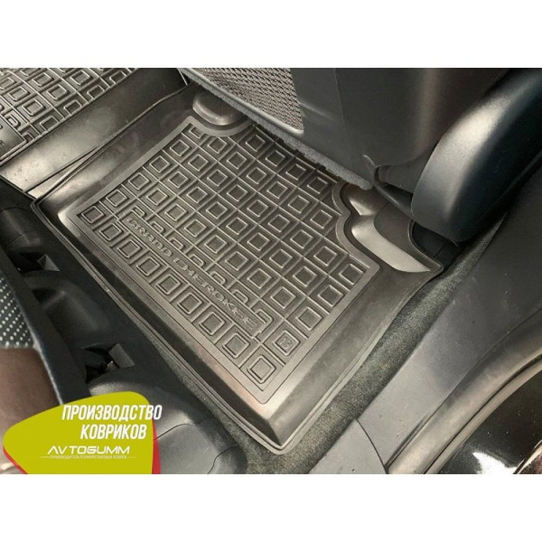 Автомобильные коврики в салон Jeep Grand Cherokee (WK2) 2010- (Avto-Gumm)