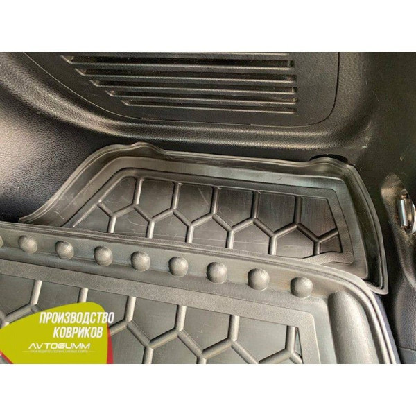 Килимок в багажник для Toyota Rav 4 2013-2019 Повнорозмірний Гумовий