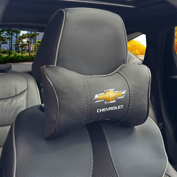Подушка на підголівник з логотипом Chevrolet Екошкіра 3D Кольоровий лого Чорна-Коричневий кант 1 шт