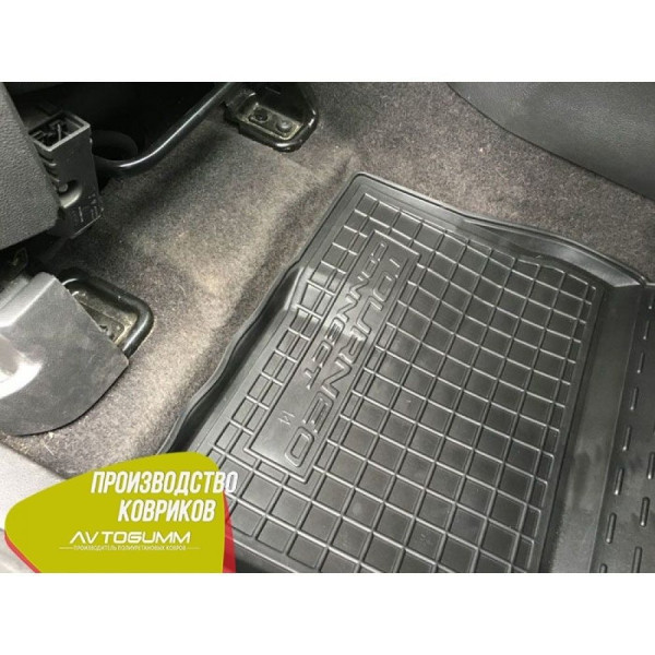 Автомобильные коврики в салон Ford Connect 2013- (длинная база) (Avto-Gumm)