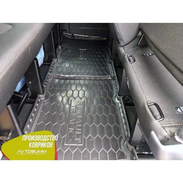 Автомобільні килимки в салон Renault Trafic 3 16-/Opel Vivaro 15- (3-й ряд) (Avto-Gumm)