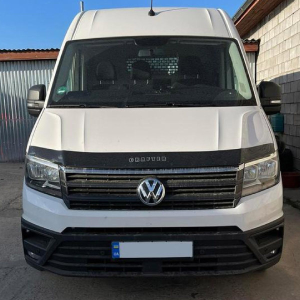 Дефлектор капота мухобойка для Volkswagen Crafter 2016- Евро Крепление (Vip Tuning)