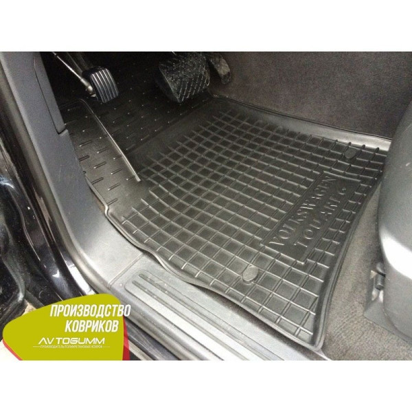 Автомобільні килимки в салон Volkswagen Touareg 2002-2010 (Avto-Gumm)