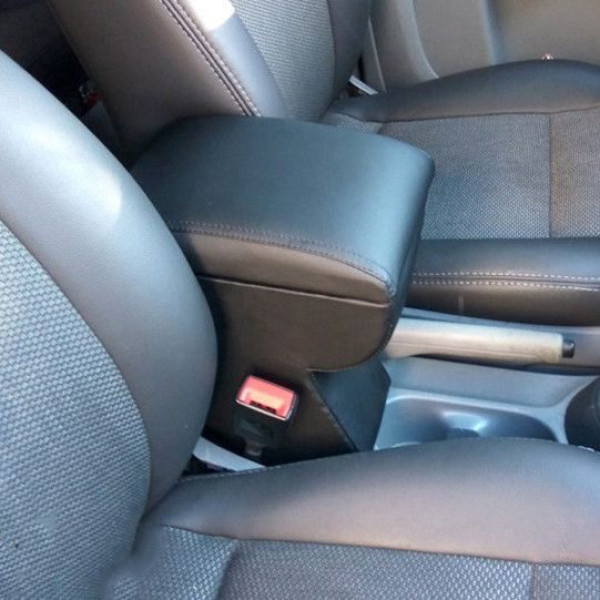 Підлокітник модельний Armrest для Volkswagen Caddy 2004-2015 Чорний
