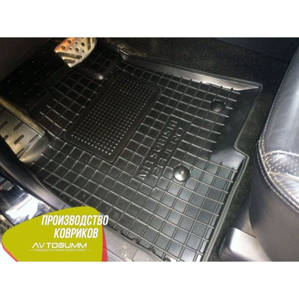 Автомобильные коврики в салон Mitsubishi Pajero Wagon 3/4 99-/07- (Avto-Gumm)